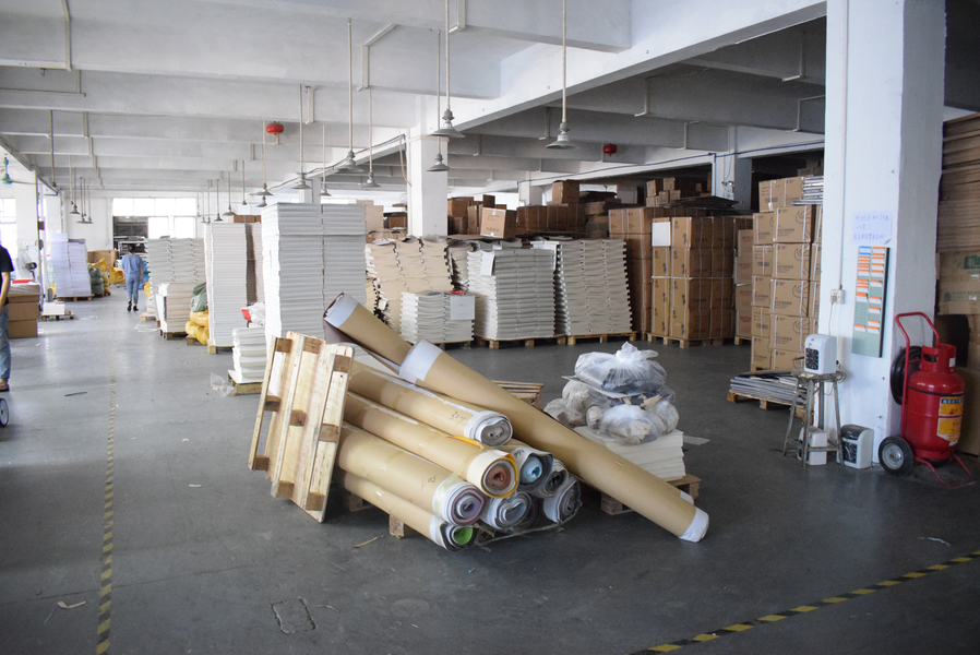 GUANGZHOU YM PACKAGE PRODUCTS CO.,LTD. خط تولید تولید کننده