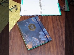 هنر تفکر روزانه: یک دفترچه یادداشت دست نوشته برای افکار و خاطرات